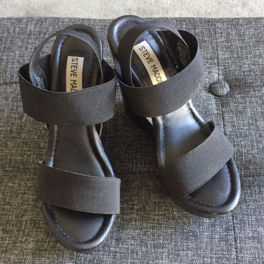 Steve Madden wedge heel size 5.5